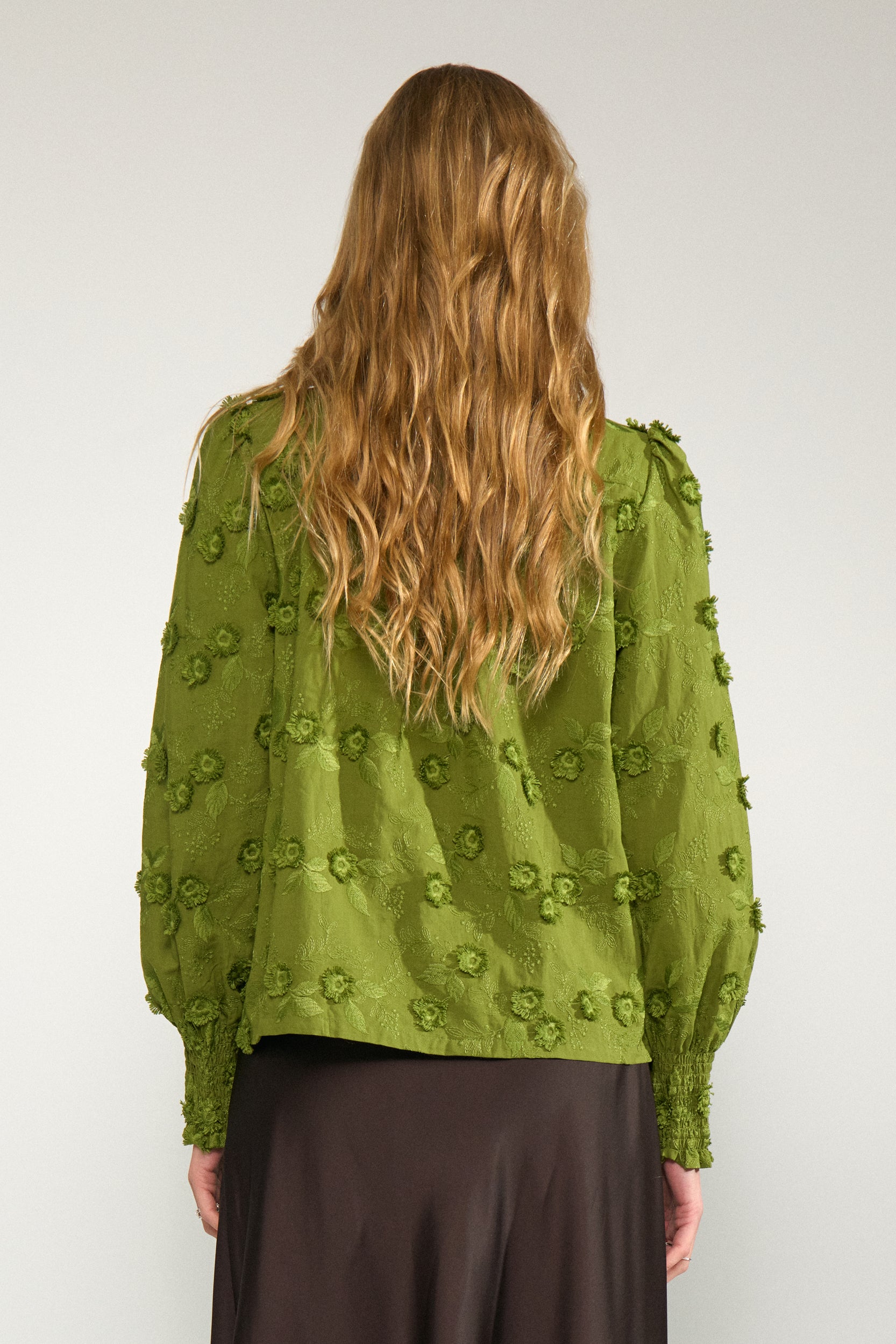 NÜMPH | LENEA SHIRT - CALLA GREEN