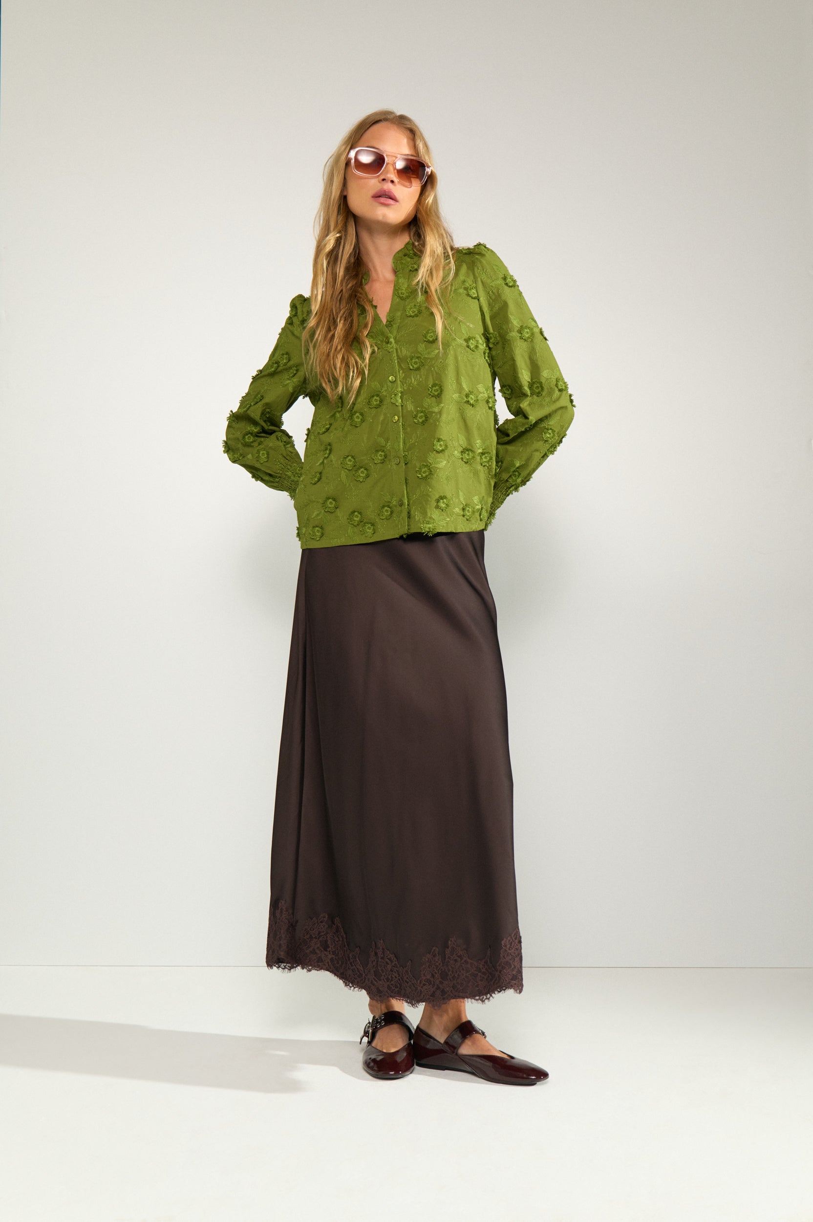 NÜMPH | LENEA SHIRT - CALLA GREEN
