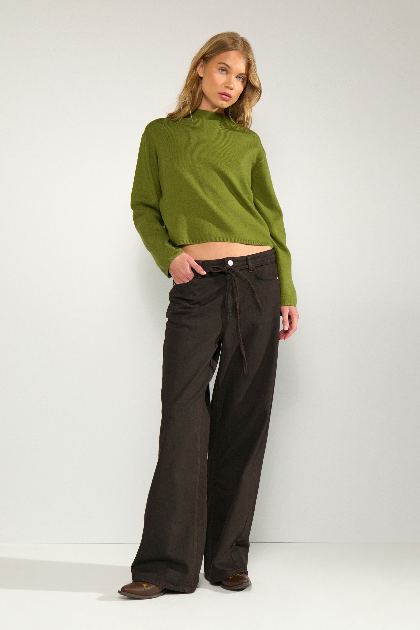 NÜMPH | BROOKLYN HR WIDE JEANS - BLACK COFFEE