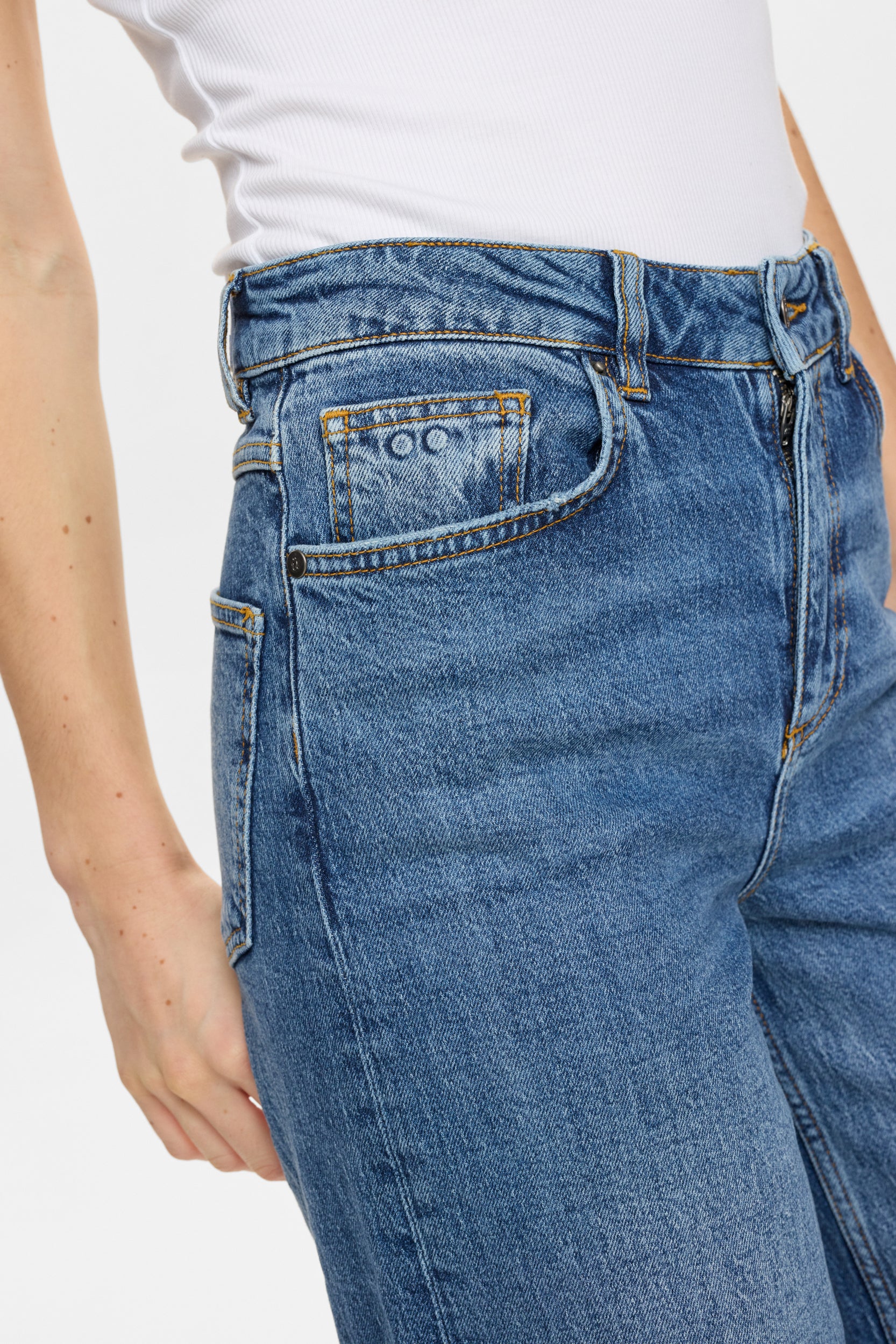 NÜMPH | PISA HR WIDE JEANS - MEDIUM BLUE DENIM