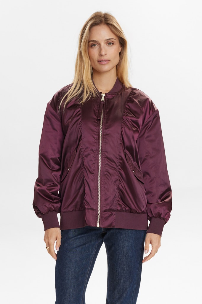 NÜMPH | FRIA OVERSIZE BOMBER JACKET - WINETASTING