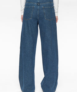 NÜMPH | BROOKLYN HR WIDE STITCH JEANS - MEDIUM BLUE DENIM