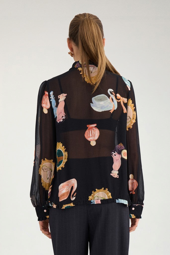 Bob & Bill Nümph Ophelia blouse in zwart met kleurrijke vintage print, lange mouwen en knoopsluiting van viscose
