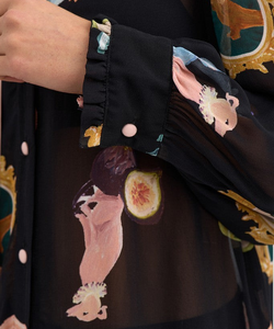 Bob & Bill Nümph Ophelia overhemd in zwart met kleurrijke print, lange mouwen en roze knoopjes van 100% viscose.