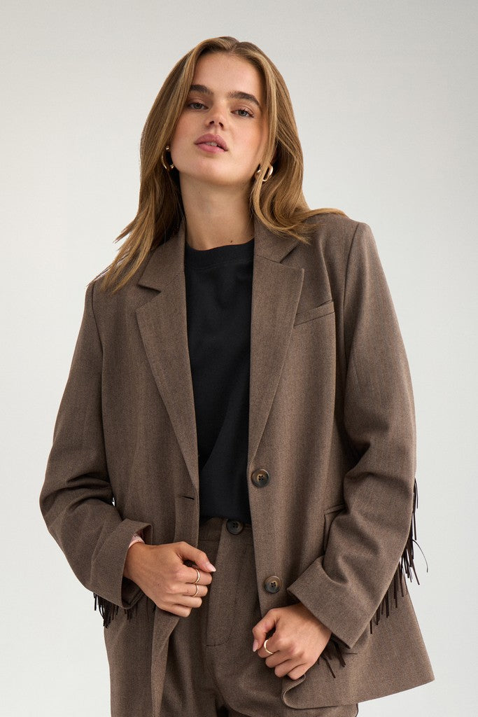 NÜMPH | LIPPA FRINGE BLAZER - CHOCOLATE PLUM