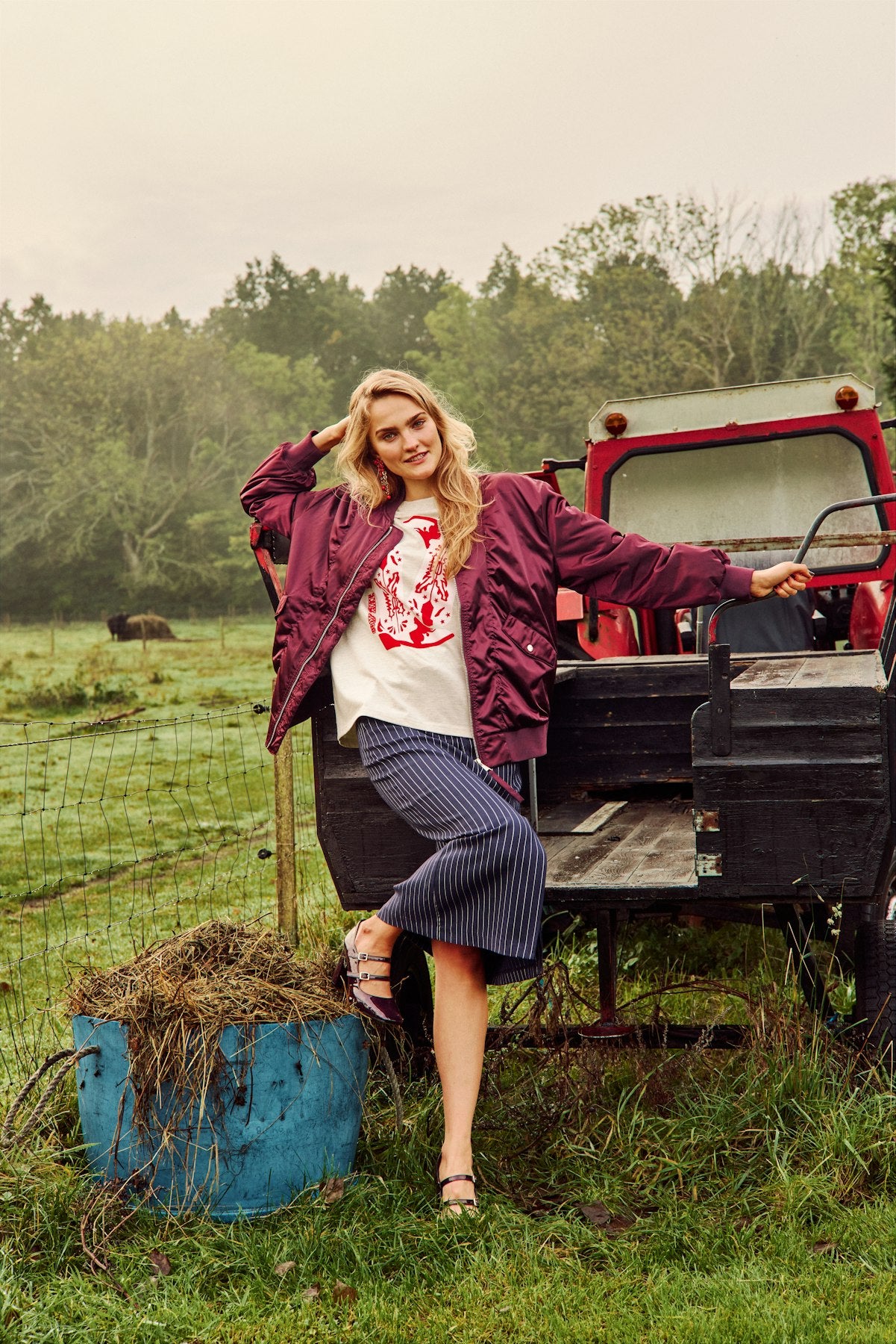 NÜMPH | FRIA OVERSIZE BOMBER JACKET - WINETASTING