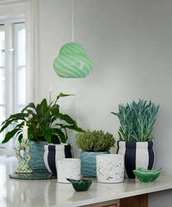 BAHNE & CO | FLOWERPOT WITH LEAVES - MEDIUM