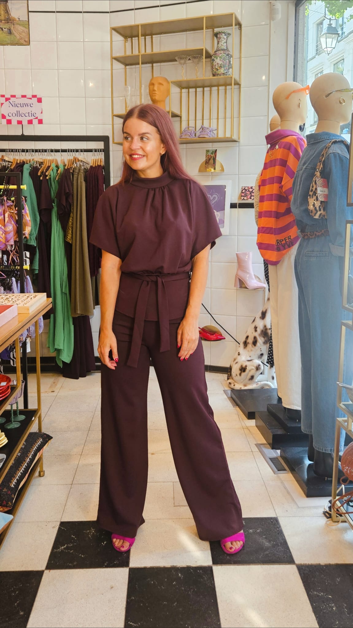 NEAT PANTS - DEEP BORDEAUX