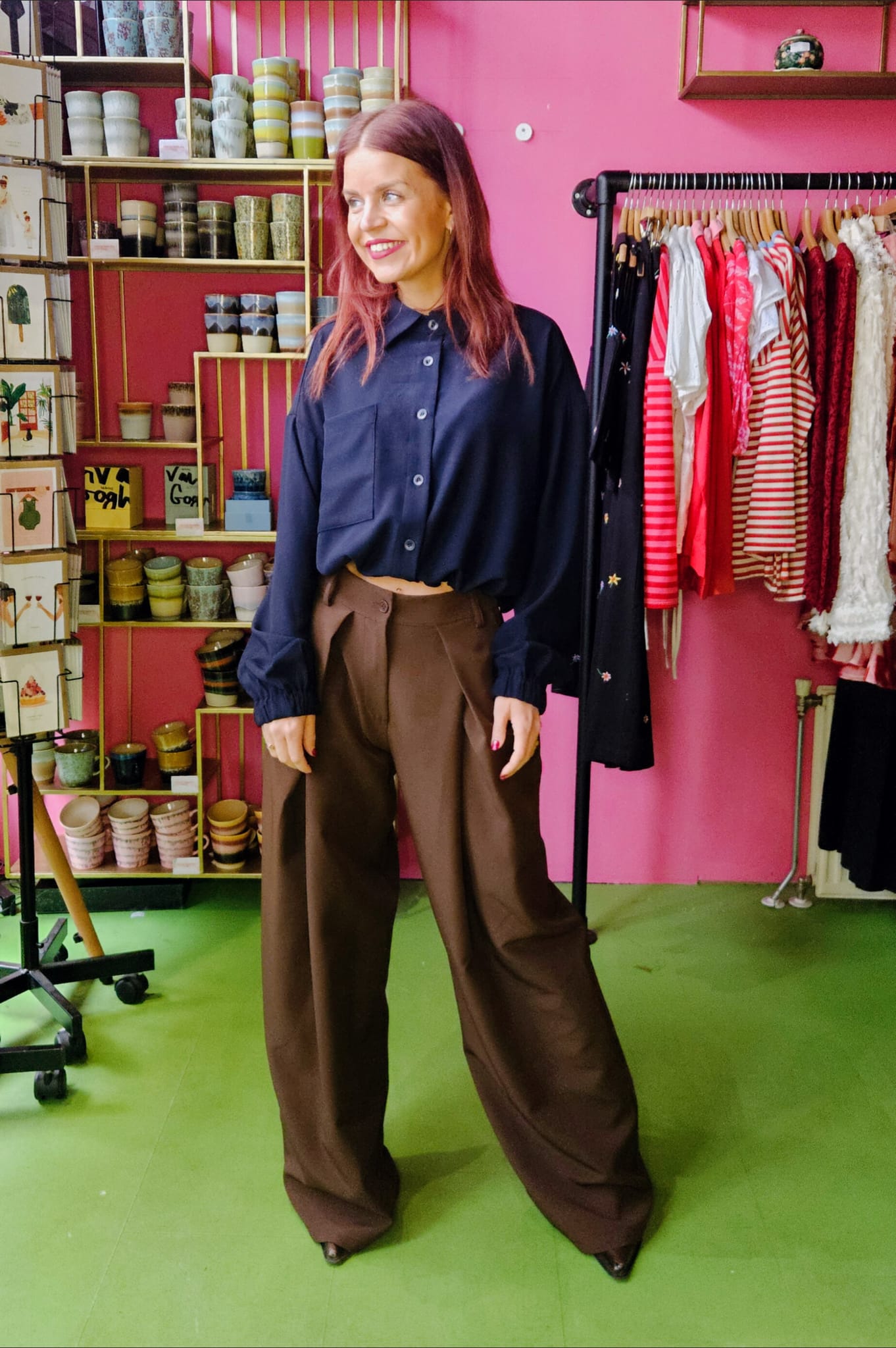DEAN PLEATED PANTS - BROWN