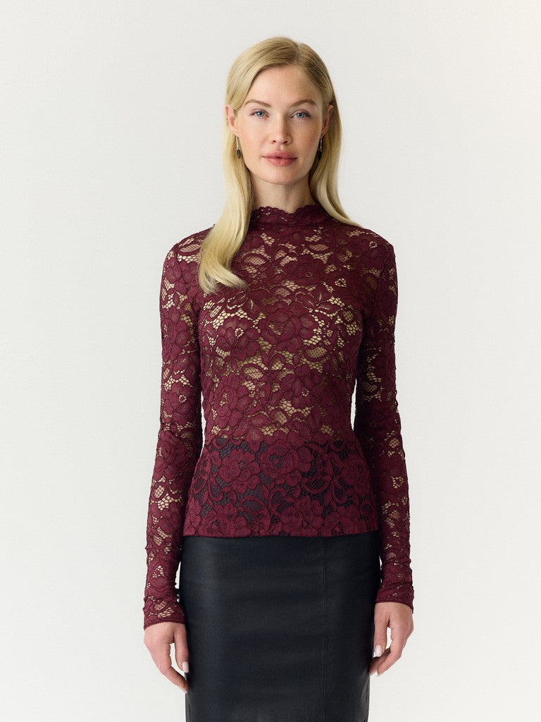 Y.A.S | LACEY LS LACE TOP - PORT ROYALE