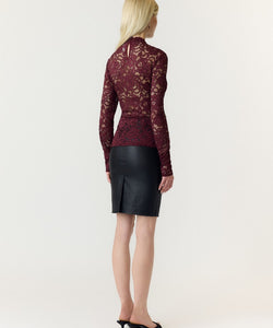 Y.A.S | LACEY LS LACE TOP - PORT ROYALE