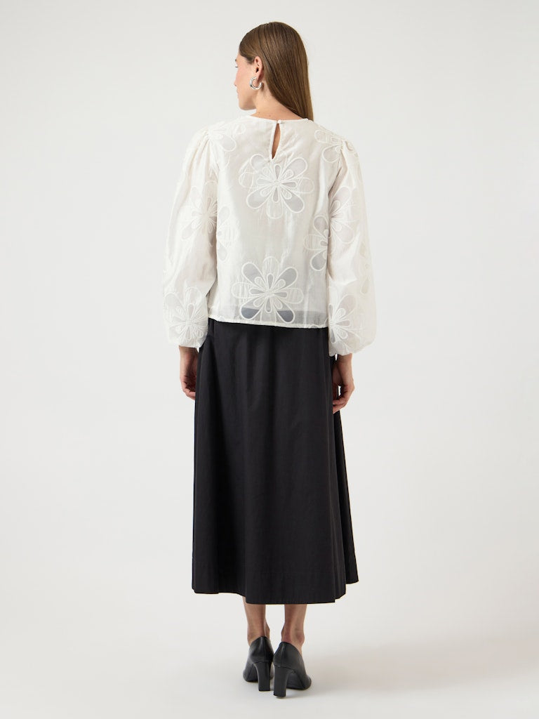 Y.A.S | LIMA LS TOP - STAR WHITE