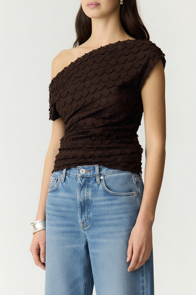YAS | KATANA SL OFF SHOULDER TOP - COFFEE BEAN