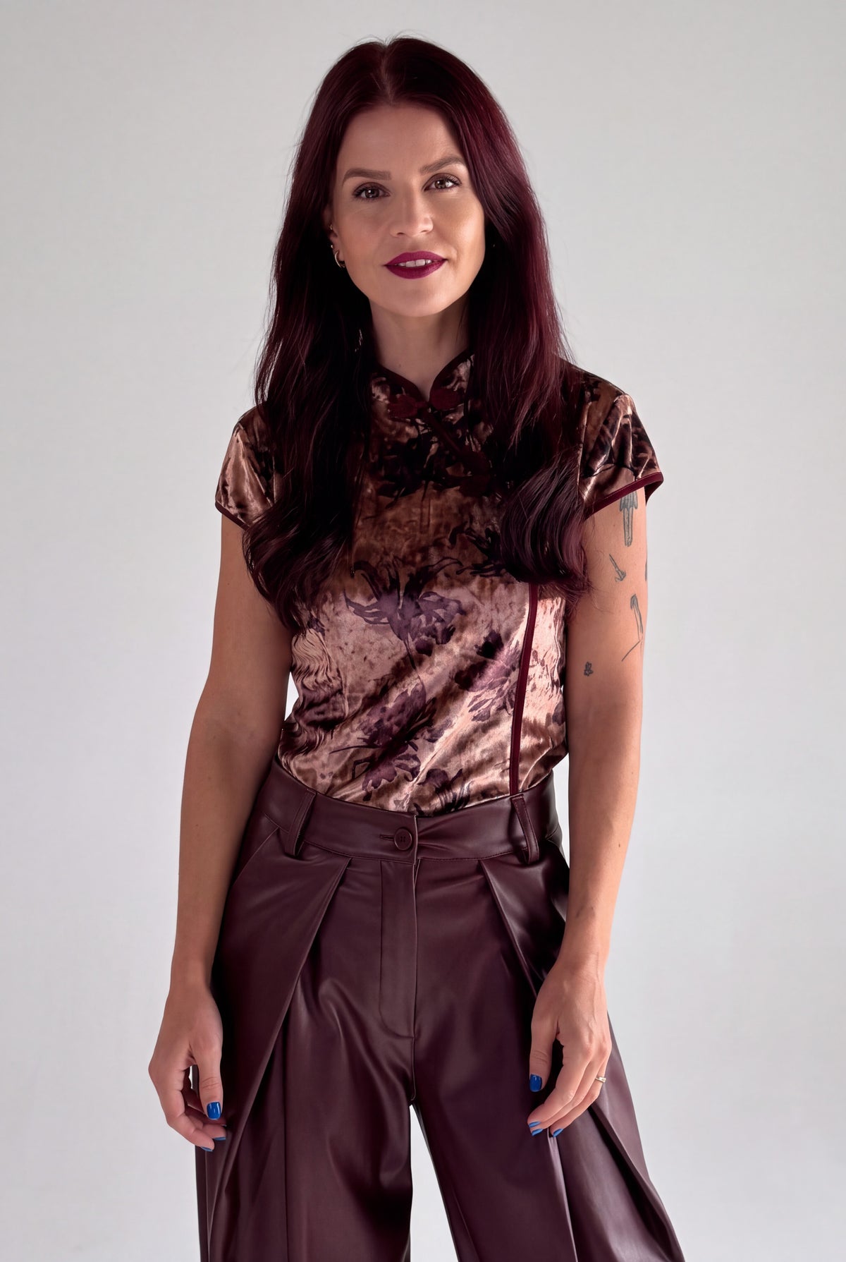 AVA VELVET MANDARIN TOP - BROWN
