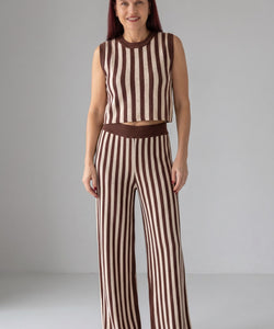Bob & Bill bruine gestreepte viscose broek met wijde pijpen en hoge taille, perfect voor een co-ord set.