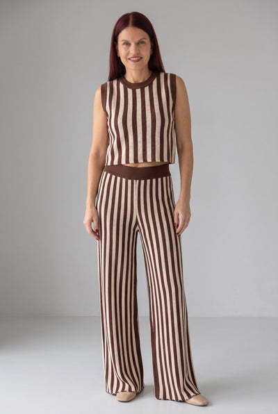 Bob & Bill bruine gestreepte viscose broek met wijde pijpen en hoge taille, perfect voor een co-ord set.