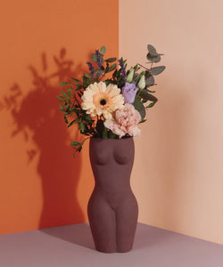 DOIY | BODY VASE MEDIUM - BROWN