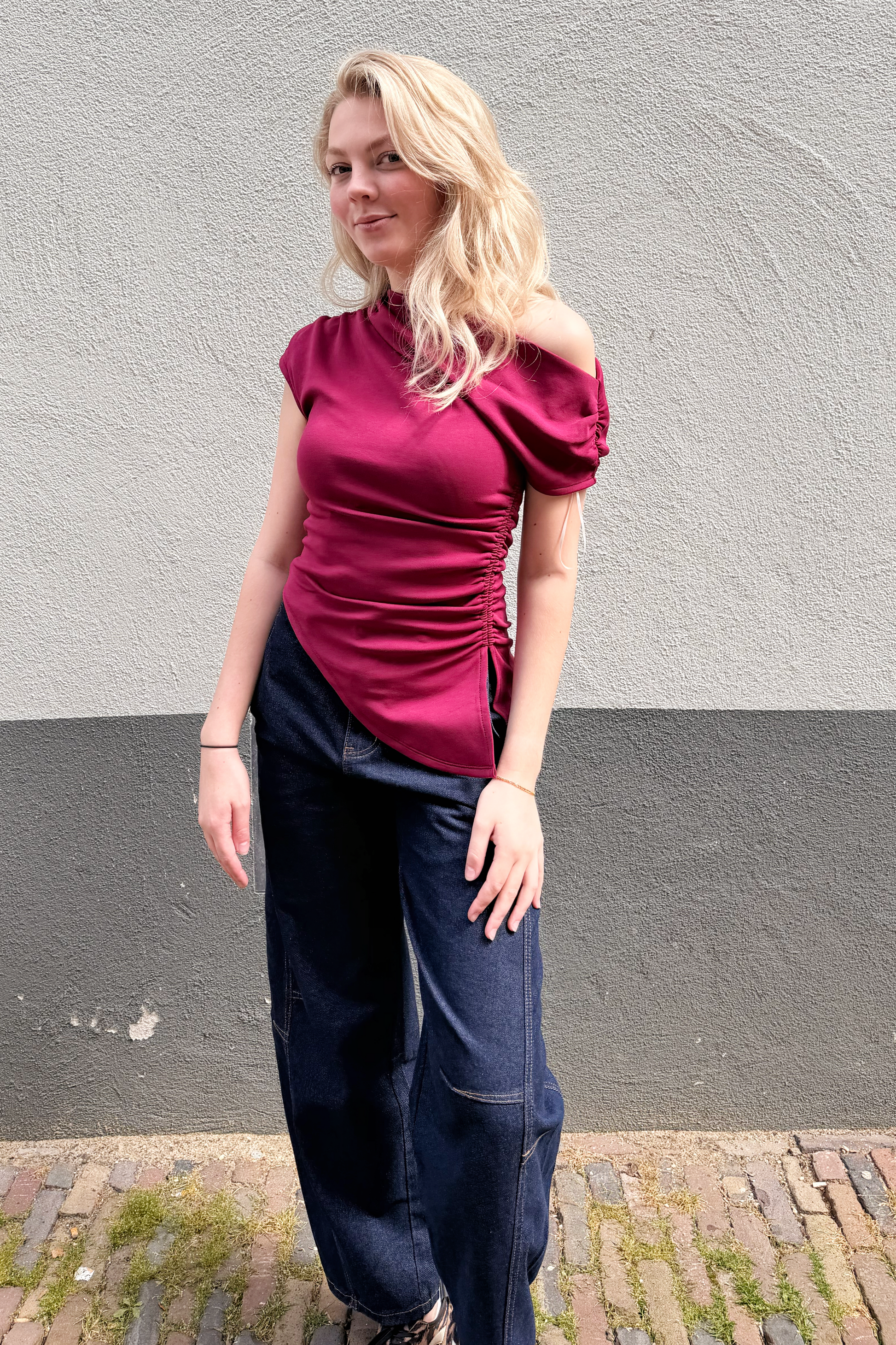 CASSIE BARREL JEANS - DARK BLUE