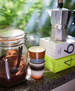 HKliving | 70'S RISTRETTO MUGS - GOOD VIBES BROWN/ OCEAN BLUE