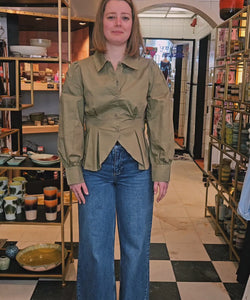 NANOE FITTED BLOUSE - KHAKI